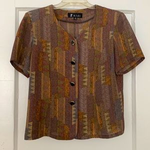 Vintage shirt sleeve patterned button up blouse